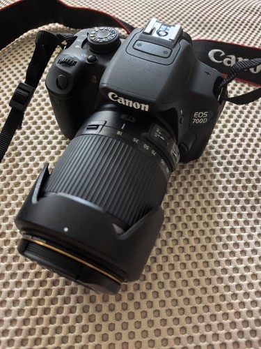 Canon eos 700d dslr - canon,